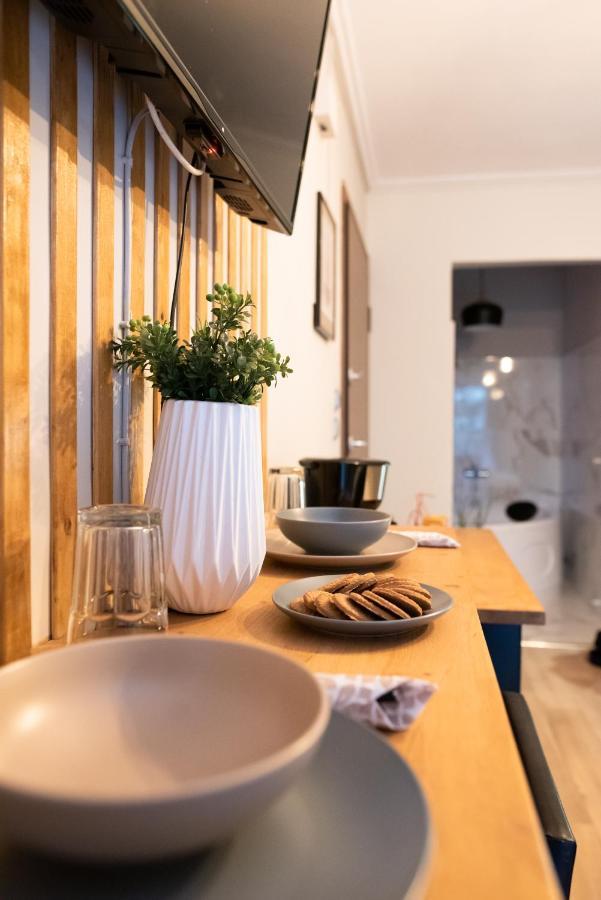Nueva Era Boutique Apartment Athens Exterior photo